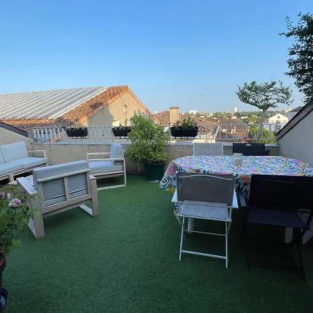 Grand Hypercentre Avec Terrasse Et Parking * Poitiers