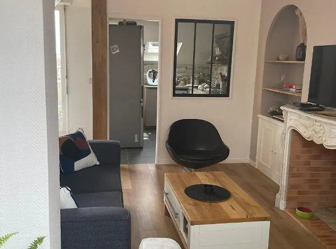 Grand Hypercentre Avec Terrasse Et Parking