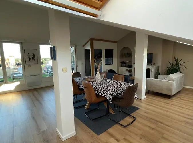 Grand Hypercentre Avec Terrasse Et Parking * פואטייה